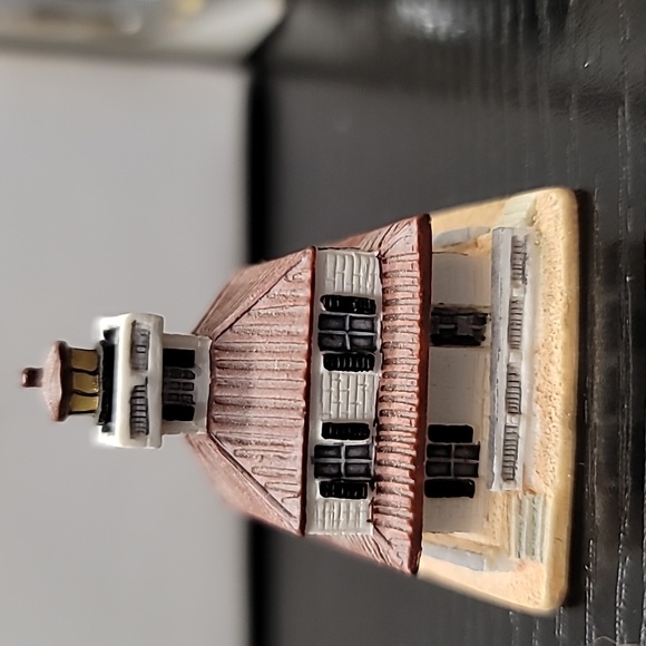 Lenox Thimble Lighthouses (set of 3) - Picture 2 of 9